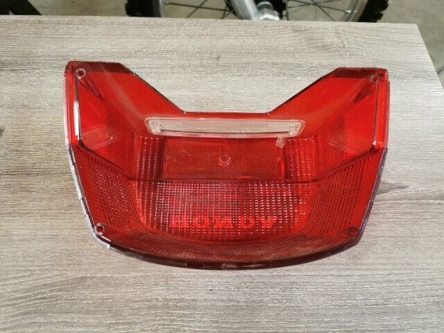 NOS HONDA CB650 CB750K 1979 1980 LENS TAILLIGHT 33702-415-671 H74