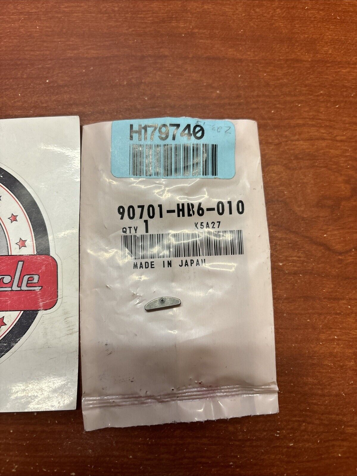 NOS Honda C50 C90 CBR1000RA WOODRUFF KEY 25X1 90701-HB6-010 H161