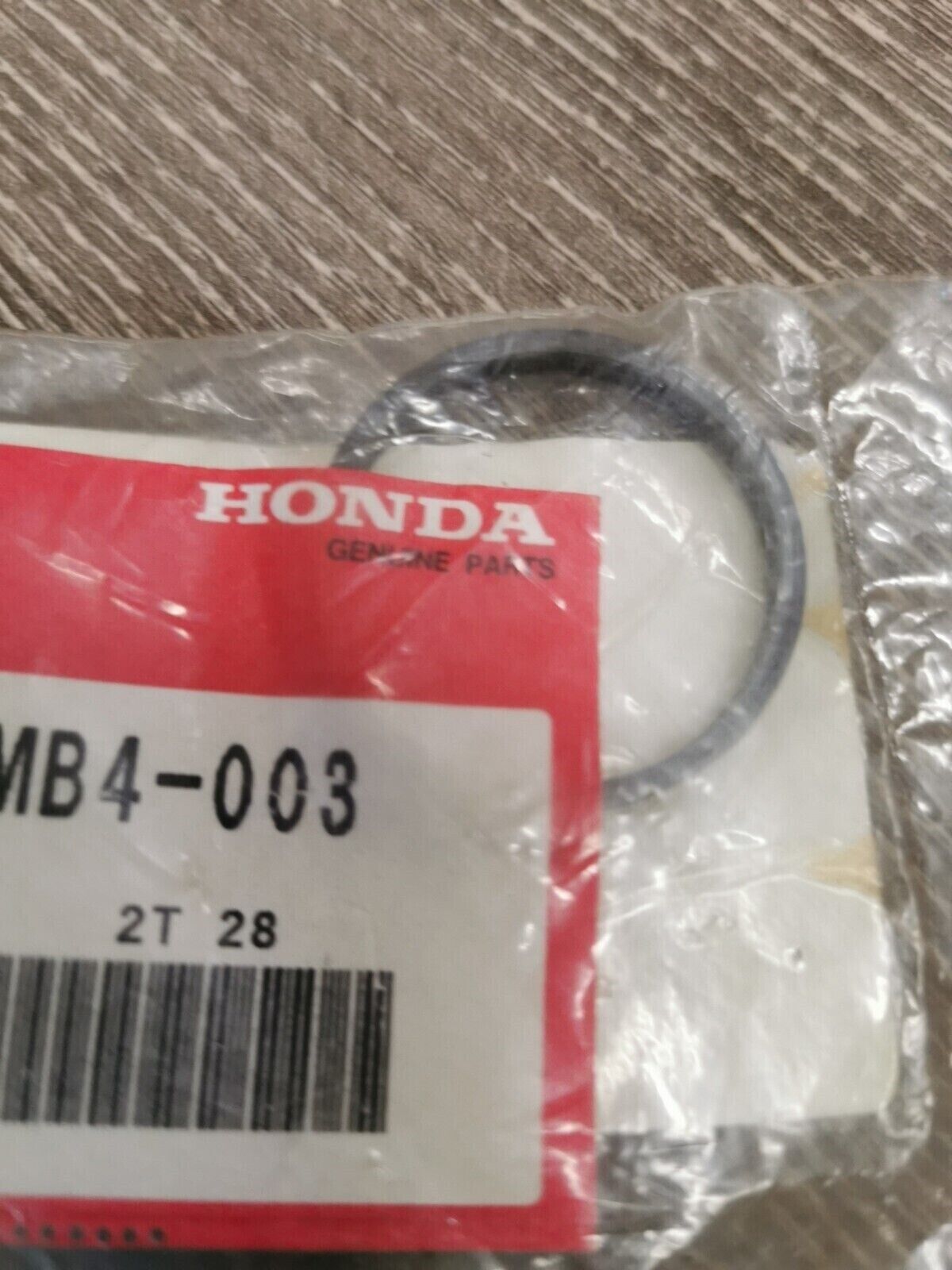 NOS HONDA GL1200 PISTON RING 51437-MB4-003  H52
