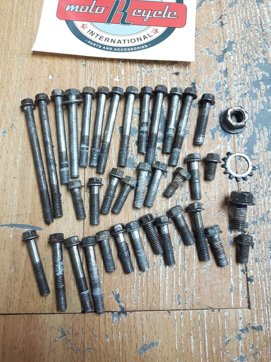 Suzuki RM250 1990 motor engine crankcase clutch stator cover bolt screw hardware