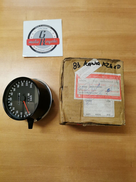 NOS KAWASAKI 81 82 83 CSR - KZ650 SPEEDOMETER KPH (Canada) | CN 25005-1145 K6