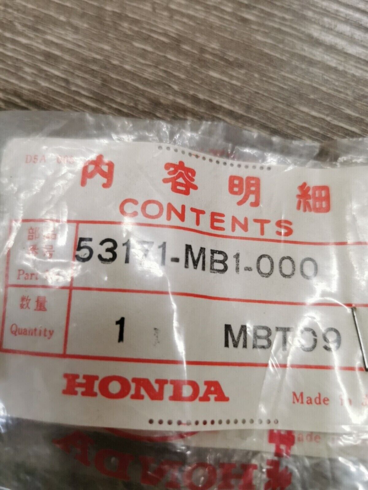 NOS HONDA  VT500C GRIP RUBBER CAP 53171-MB1-000 H51