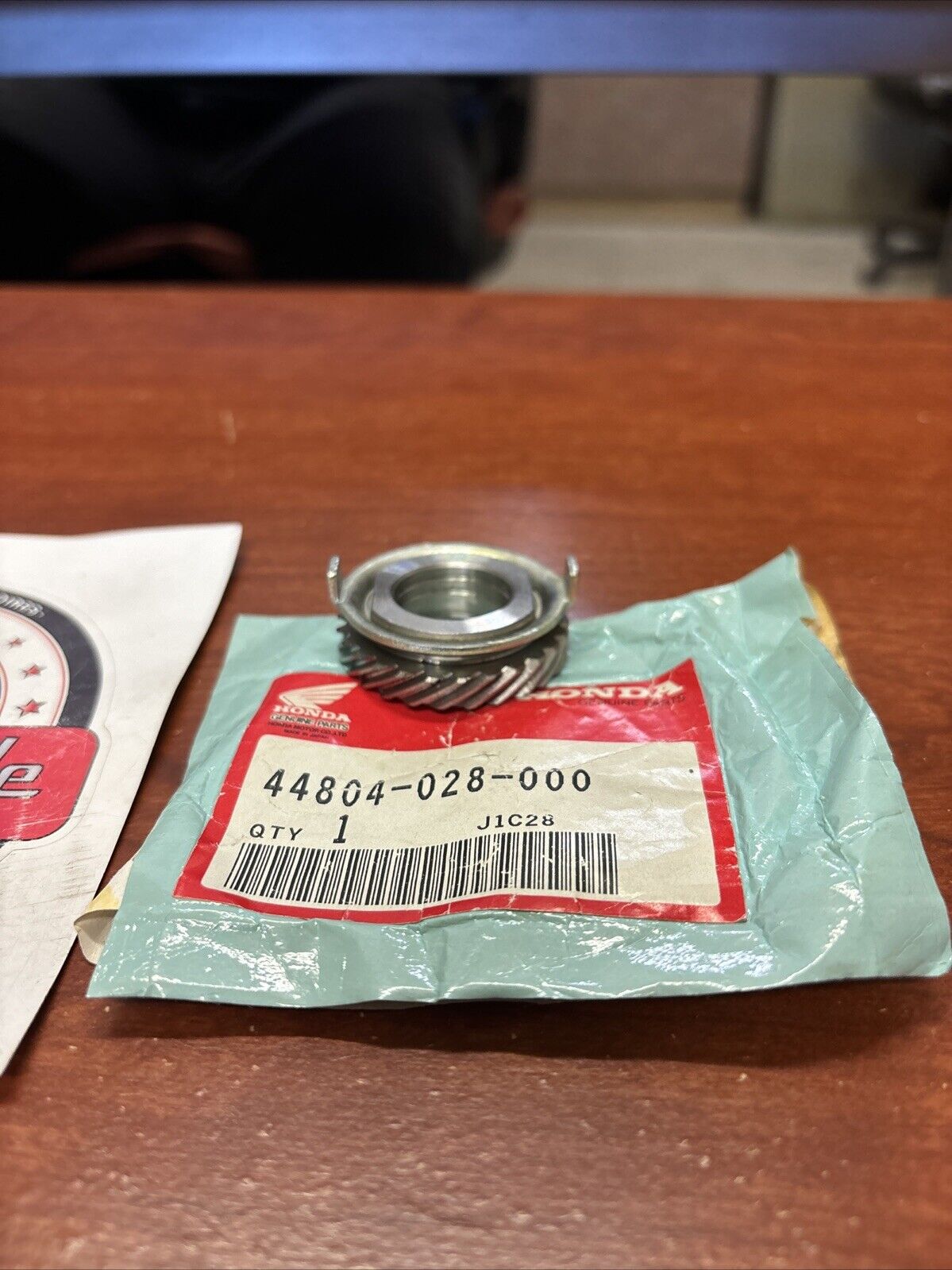 NOS Honda CB100K CL100 H100S S90 SPEEDOMETER GEAR 44804-028-000 H162