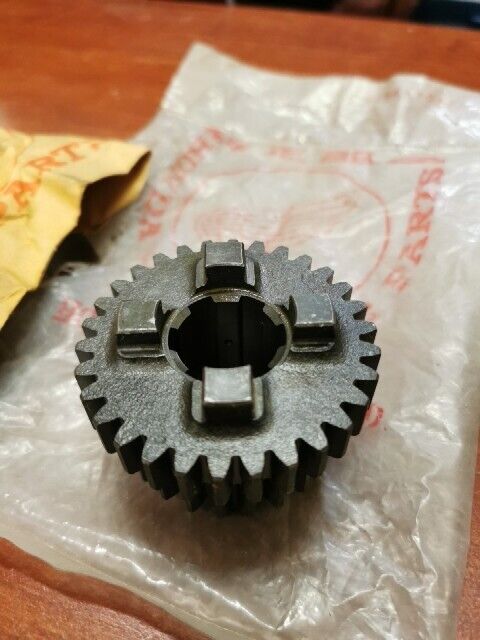 NOS Honda SL350K MAINSHAFT SHIFTER GEAR 25T 30T 23451-312-030 H80
