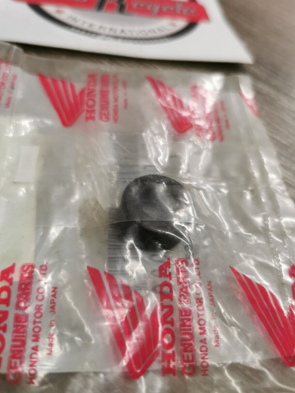 NOS HONDA CBR600F3 RUBBER 53106-MV9-000 H54