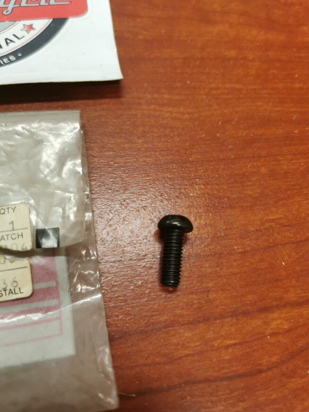 NOS Yamaha PAN HEAD SCREW 90157-06067-00 Y71