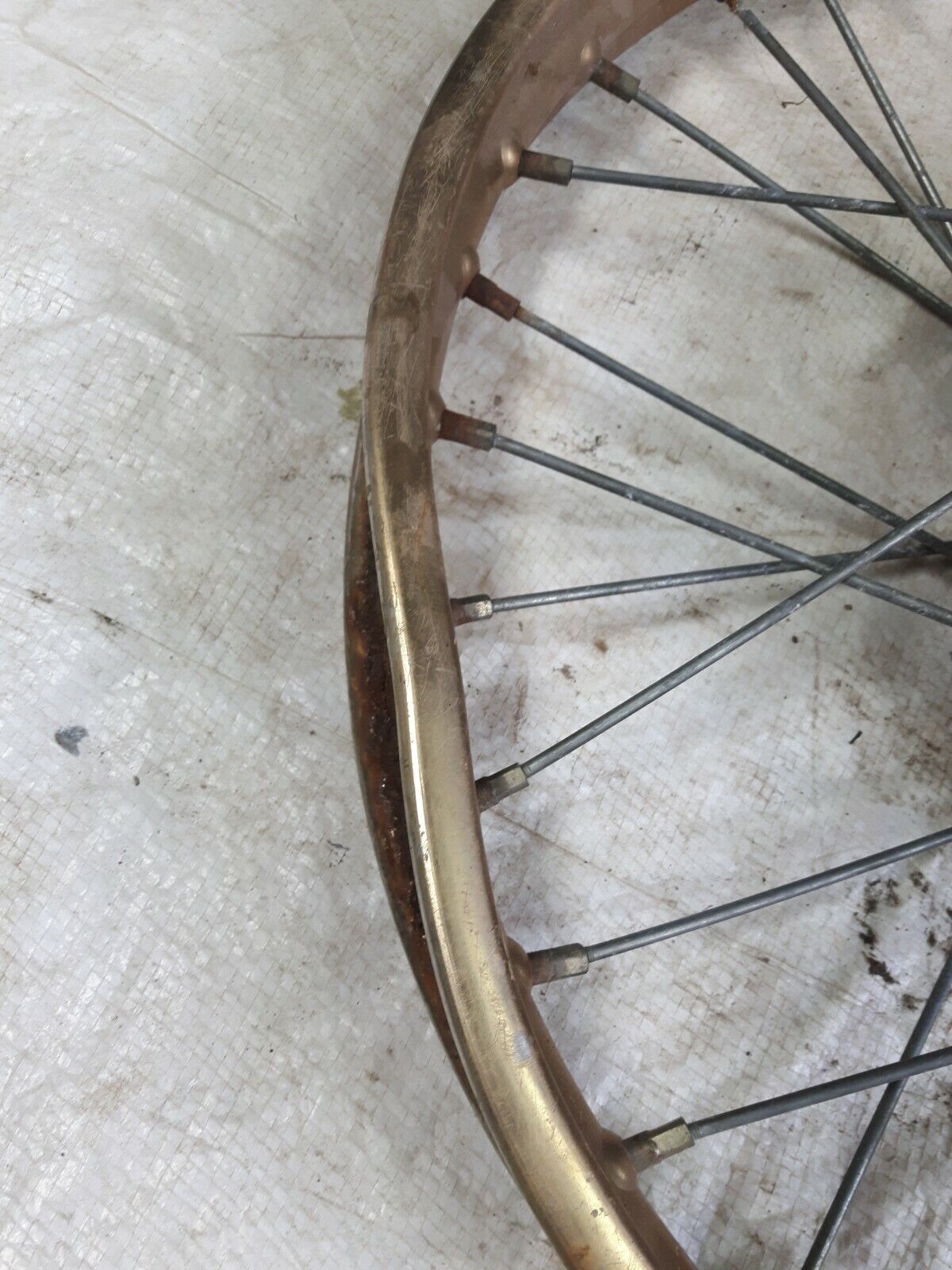 Honda XL250R 1984 front wheel rim hub 1985 1986 1987 44601-KG0-000 takasago
