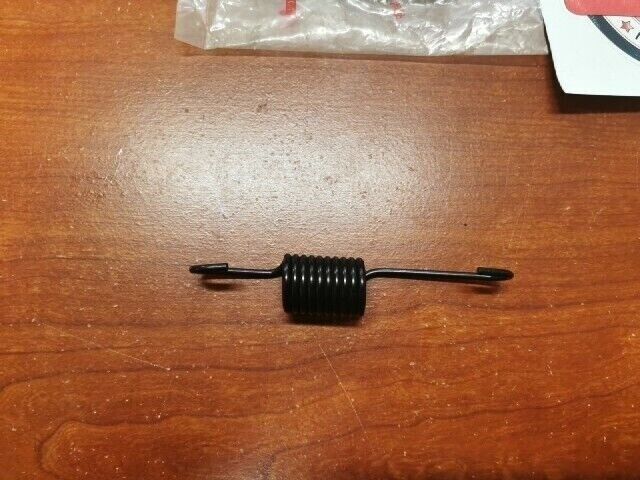 NOS Yamaha YW50 TENSION SPRING 90506-26801-00 Y102