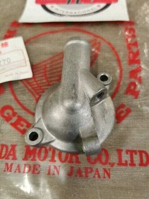 NOS HONDA VF700C VF750C 1982 - 1986 Cover Thermostat 19315-MB0-770 H70