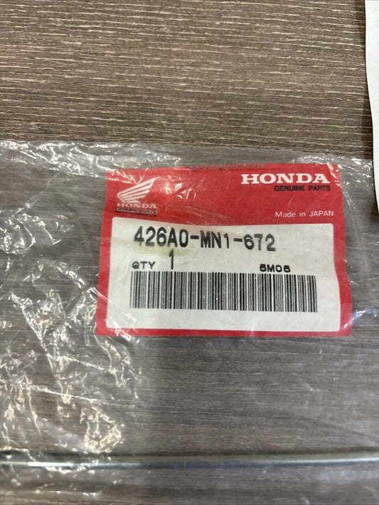 NOS Honda 1988 - 1990 XR600R SPOKE SET (E10X211) 426A0-MN1-672 H125