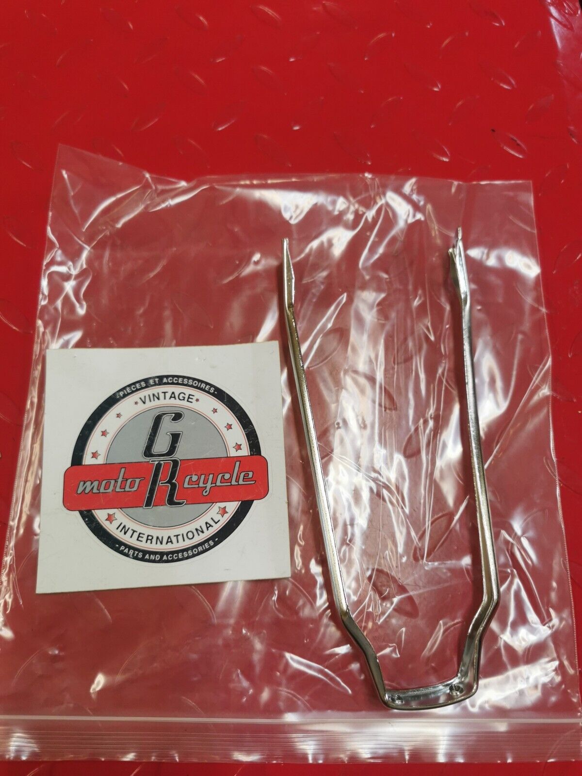 NOS YAMAHA MJ50 FENDER 1982 STAY  FENDER 1 4J2-21513-00-00 Y14