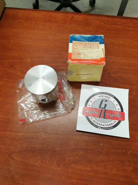 NOS Kawasaki 1971 1972 F8 PISTON STD 13001-046 K23