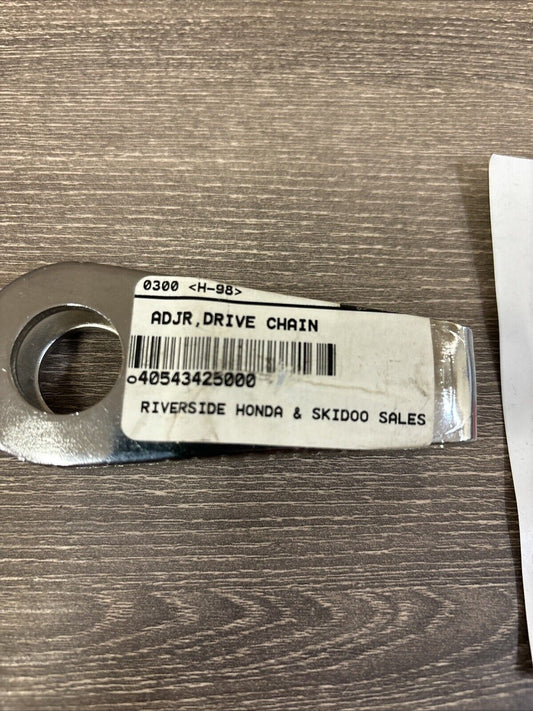 NOS Honda CB650 C P CB750 C K L P DRIVE CHAIN ADJUSTER 40543-425-000 H127