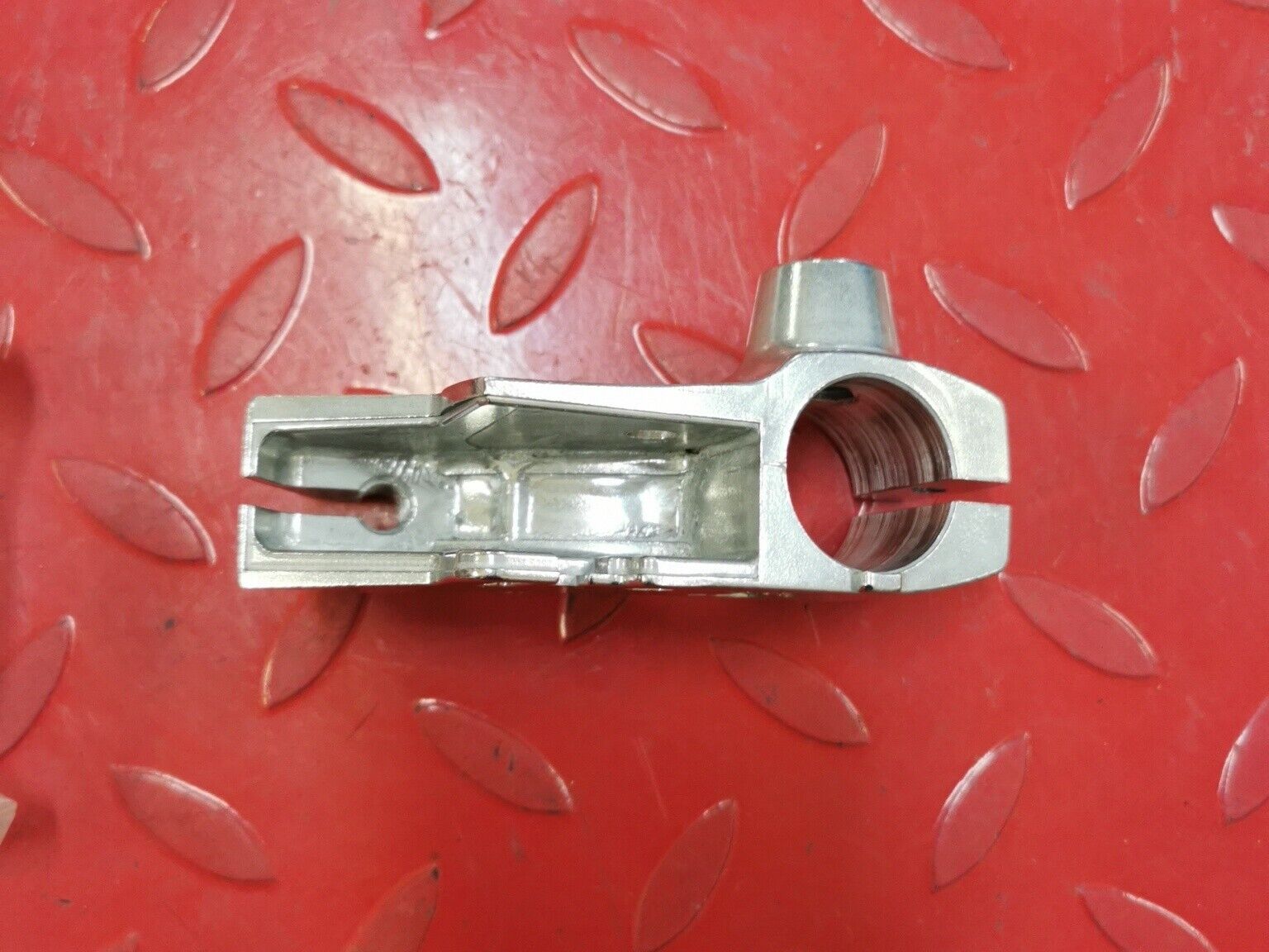 NOS YAMAHA XVS11 XVS65 XV17 XV1600 LEVER HOLDER 5BN-82911-00-00 Y41