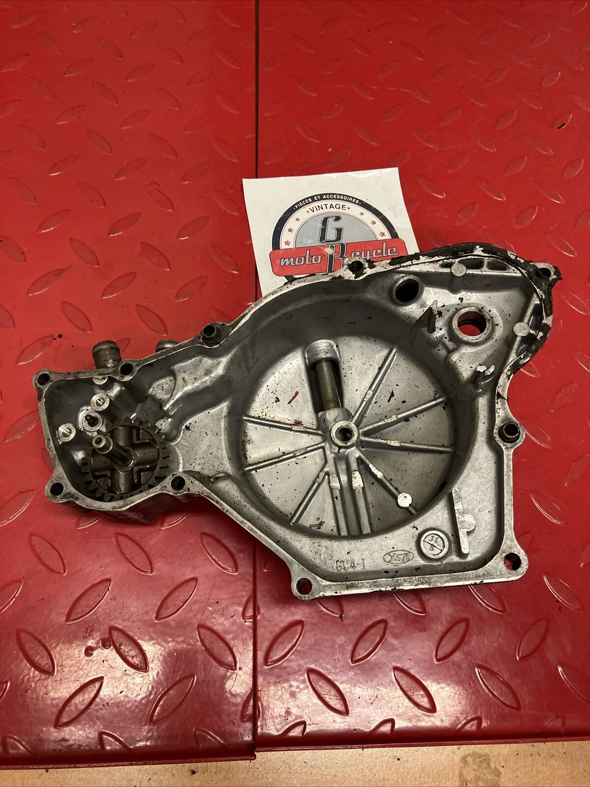 Honda CR80R 1986 Right crankcase clutch cover waterpump shaft gear