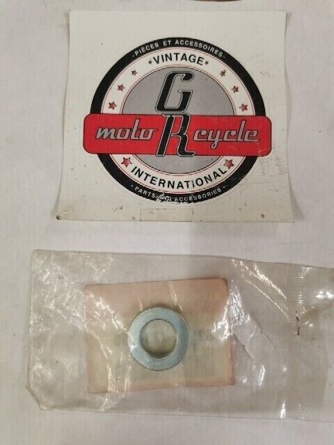 NEW NOS HONDA CR125 CR250 1992 - 2001 CRF450 COLLAR SWING ARM 52142-KZ3-860 H101