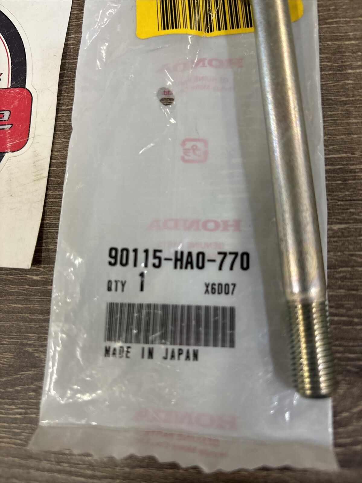 NOS Honda ATC250ES CBR500F CBR600F TRX300EX FLANGE BOLT 10X11 90115-HA0-770 H135