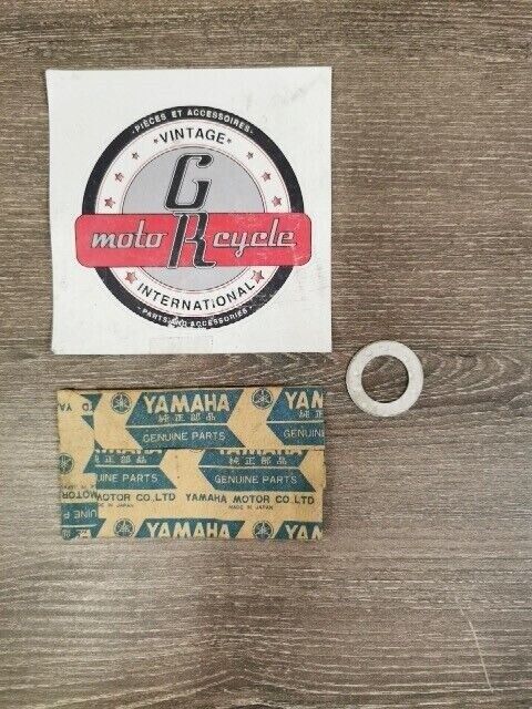 NOS YAMAHA GPX338G GPX433G 1974 1975  WASHER 90209-24058-00 Y169