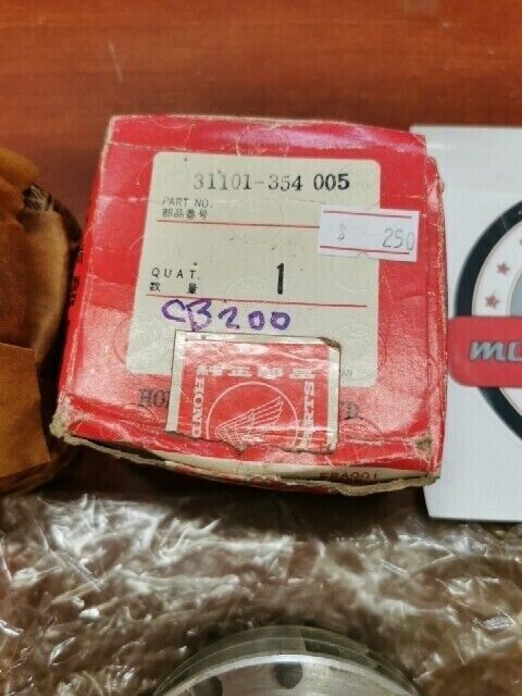 NOS Honda CB200 CB200B CB200T CL200 ROTOR 31101-354-005 H86