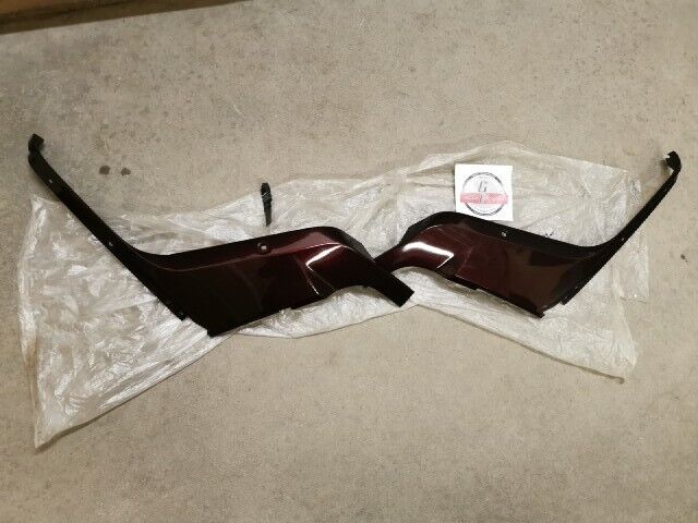 NOS Yamaha XC200 SIDE COVER FENDER OVER KIT 25G-21555-00-MX & 25G-21551-00-MX