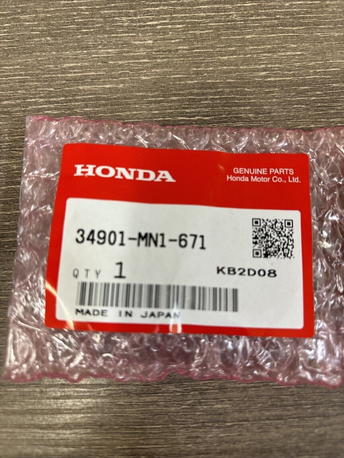 NEW NOS Honda CRF230F XR200R HEADLIGHT BULB 34901-MN1-671 H117