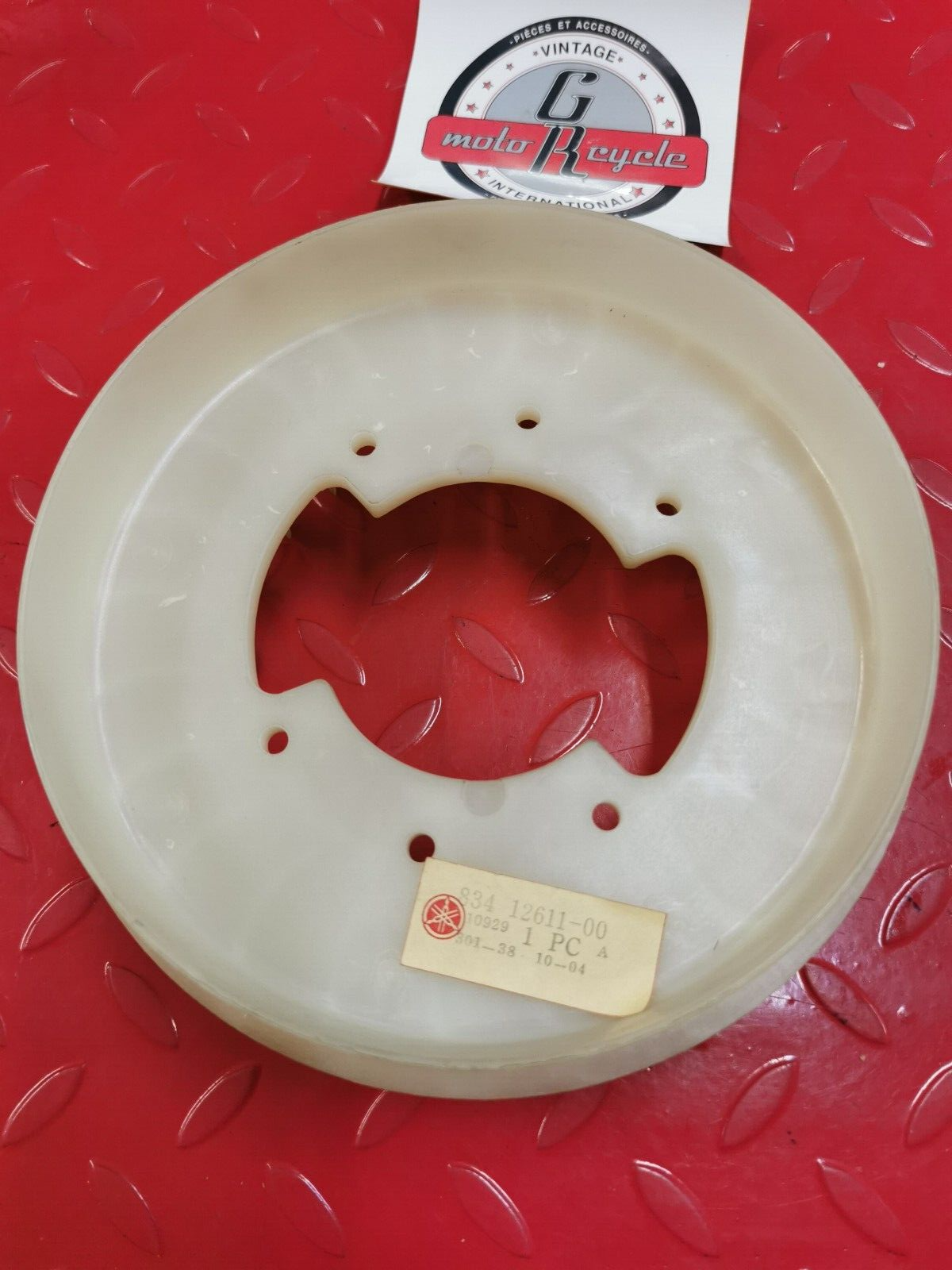 NOS Yamaha GP643 EW634 1972 - 1973 FAN 834-12611-00-00 Y20