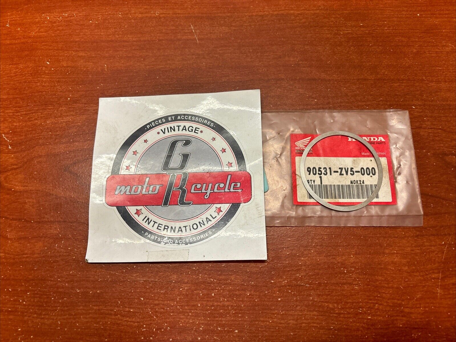 NOS Honda BF35 BF40 BF45 BF50 FRONT BEVEL SHIM D 51X57X0.50 90531-ZV5-000 H180