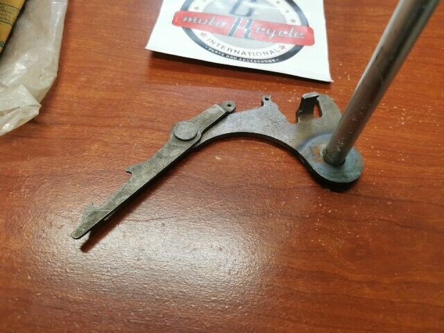 NOS Honda CB93 CB125 CA160 CB160 CL160 GEAR SHIFT SPINDLE 24610-216-000 H80