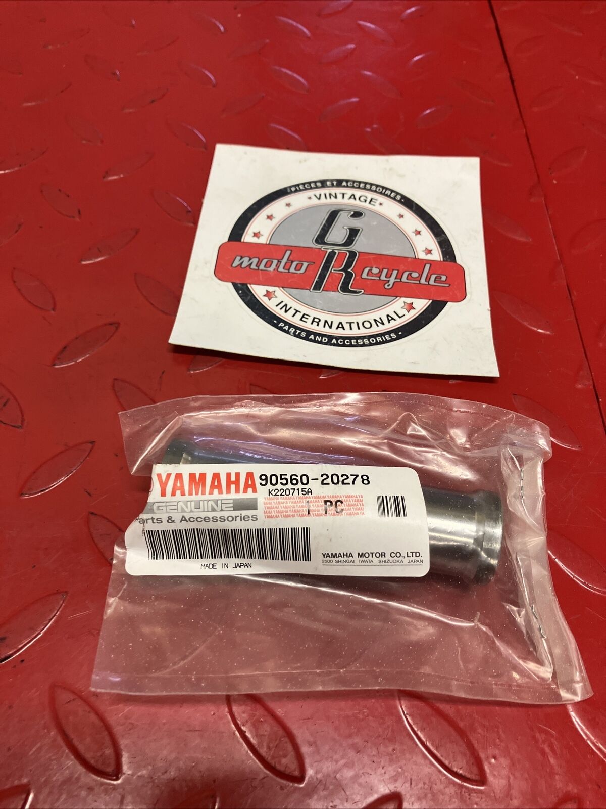 NEW NOS YAMAHA YZ125 YZ250 TTR250 WR250 REAR WHEEL SPACER 90560-20278-00 Y85