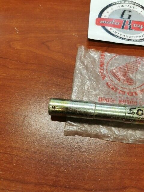 NOS Honda CB450K CB500C/K/P MAIN STAND PIVOT PIPE 50526-457-710 H68