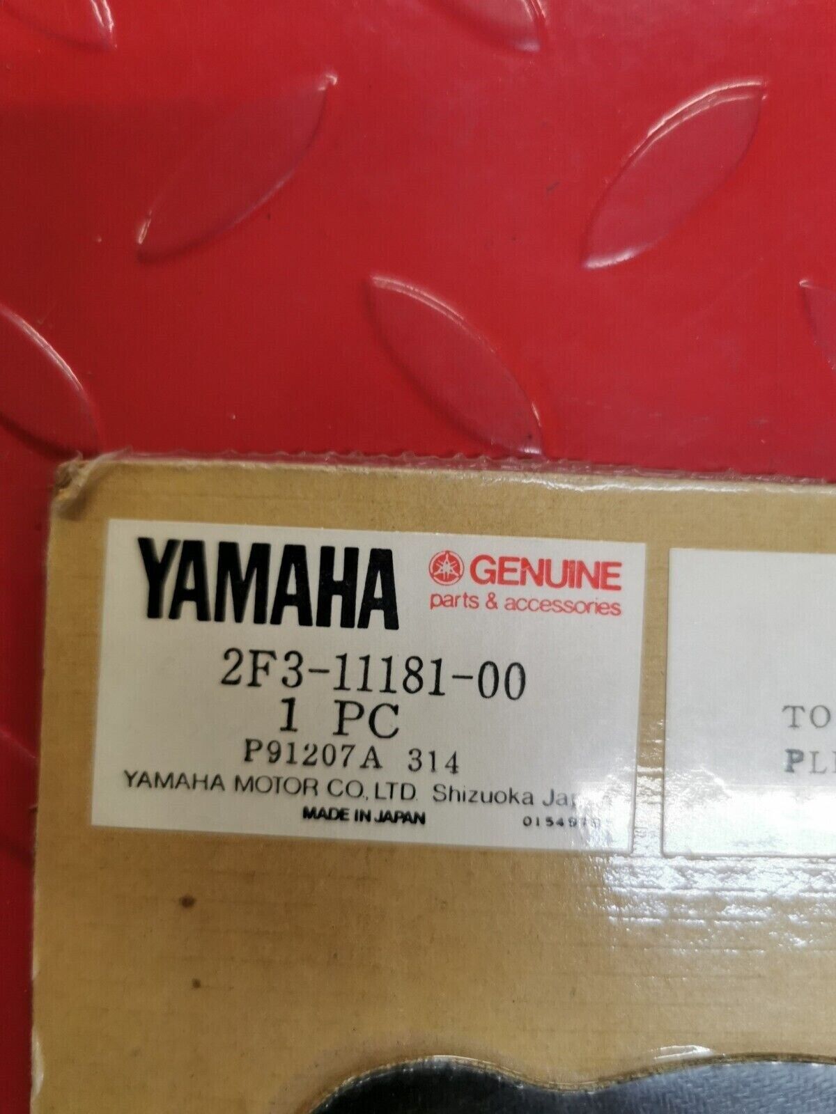 NOS Yamaha XS750 GASKET CYL HEAD 1 2F3-11181-10-00 Y24