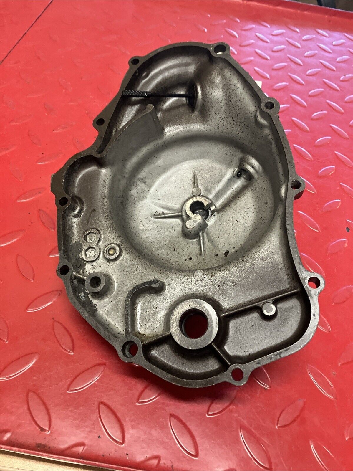 Honda MT125 1975 Right crankcase clutch cover 1974