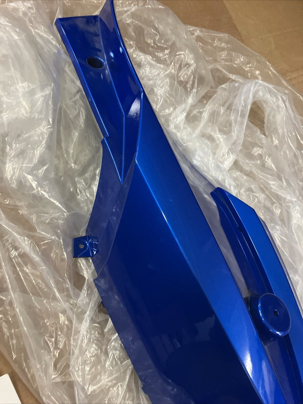 NOS Yamaha Wave Runner GX1800 FZR 2009 FZS 2010 2013 Side cover F2C-U377C-02-P4