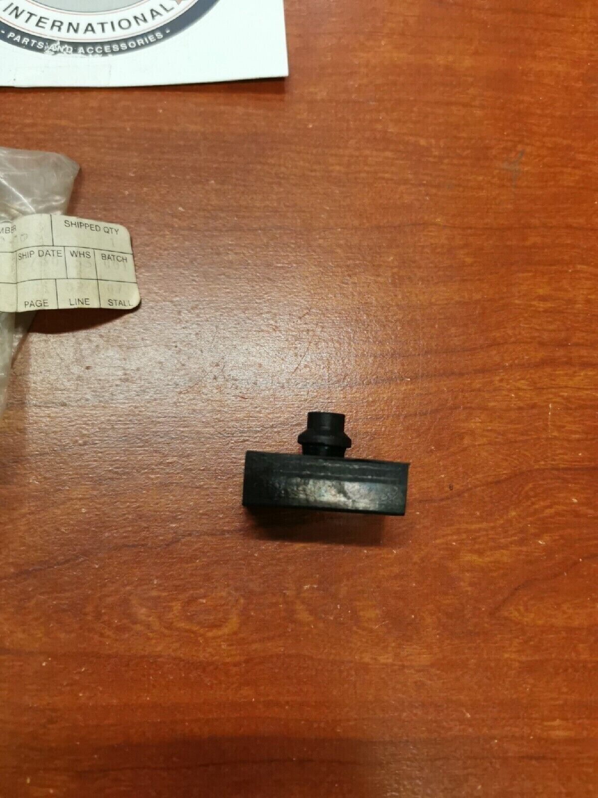 NOS Yamaha SEAT DAMPER 214-24724-00-00 Y71