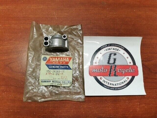 NOS Yamaha 1970 1971 XS1 GRIP UNDER CAP 256-26282-00-00 Y127