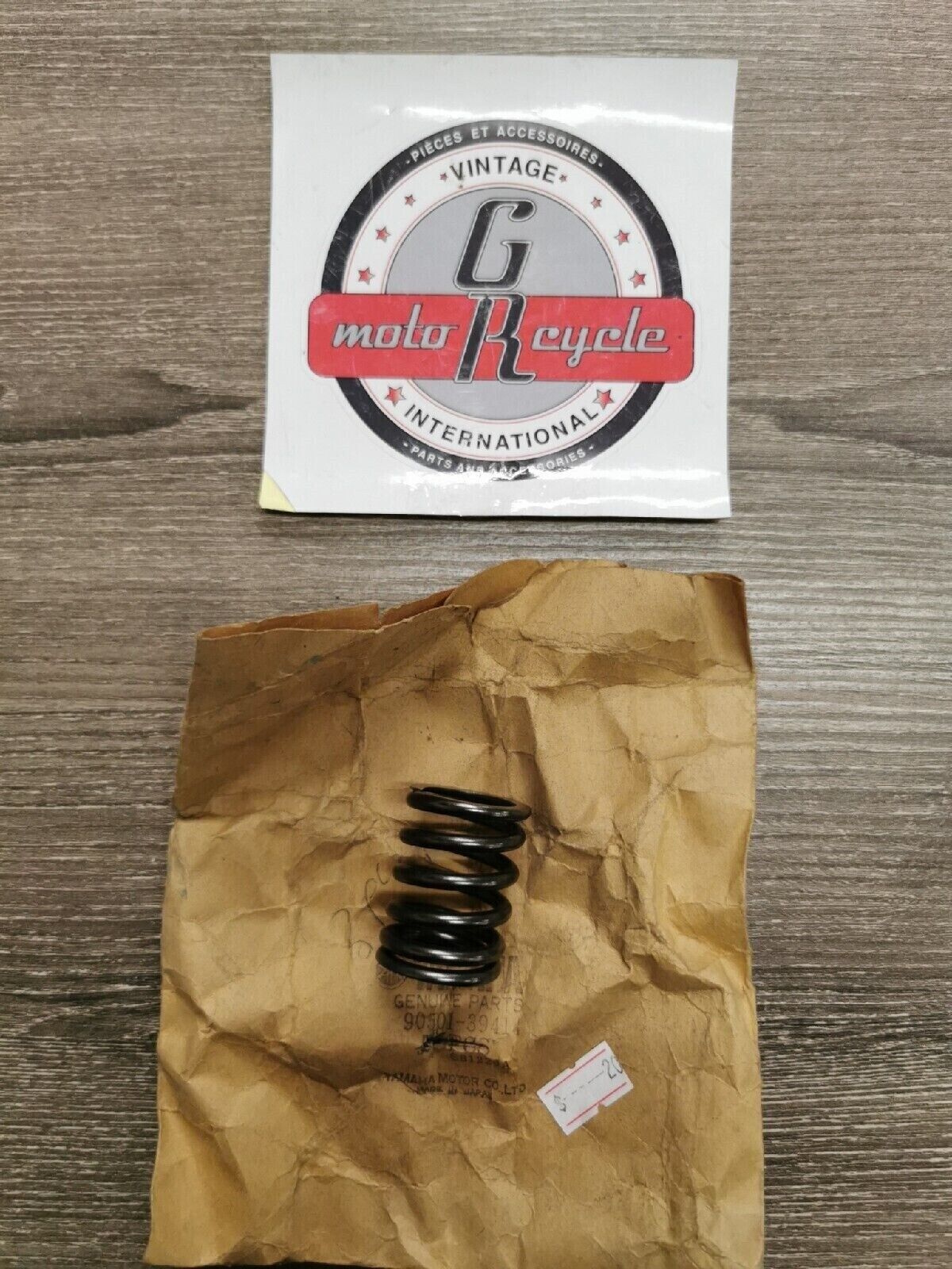NOS YAMAHA SPRING COMPRESSION 90501-39414-00 Y55