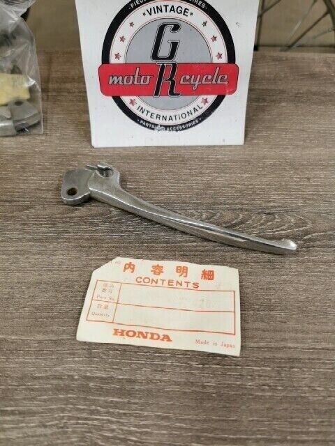 NOS HONDA C72 C77 C78 1960 - 1964 LEVER HANDLE 53178-259-000 H74