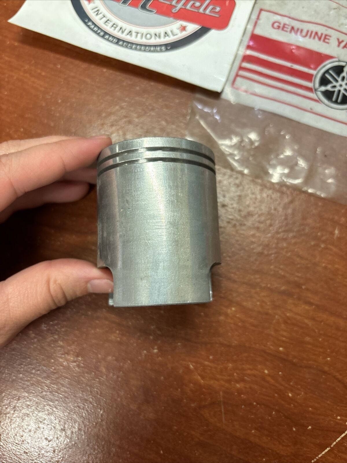 NOS Yamaha PISTON 50.25MM 273-11631-60-98 SUB 273-11631-60-97 Y176