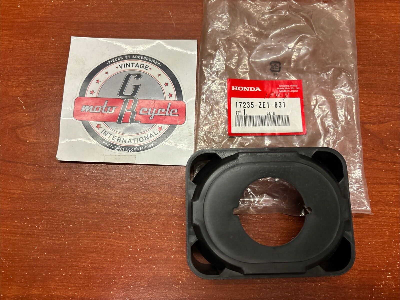 NOS Honda GX120 GX160 FR600 SILENCER NOSE 17235-ZE1-831 H178