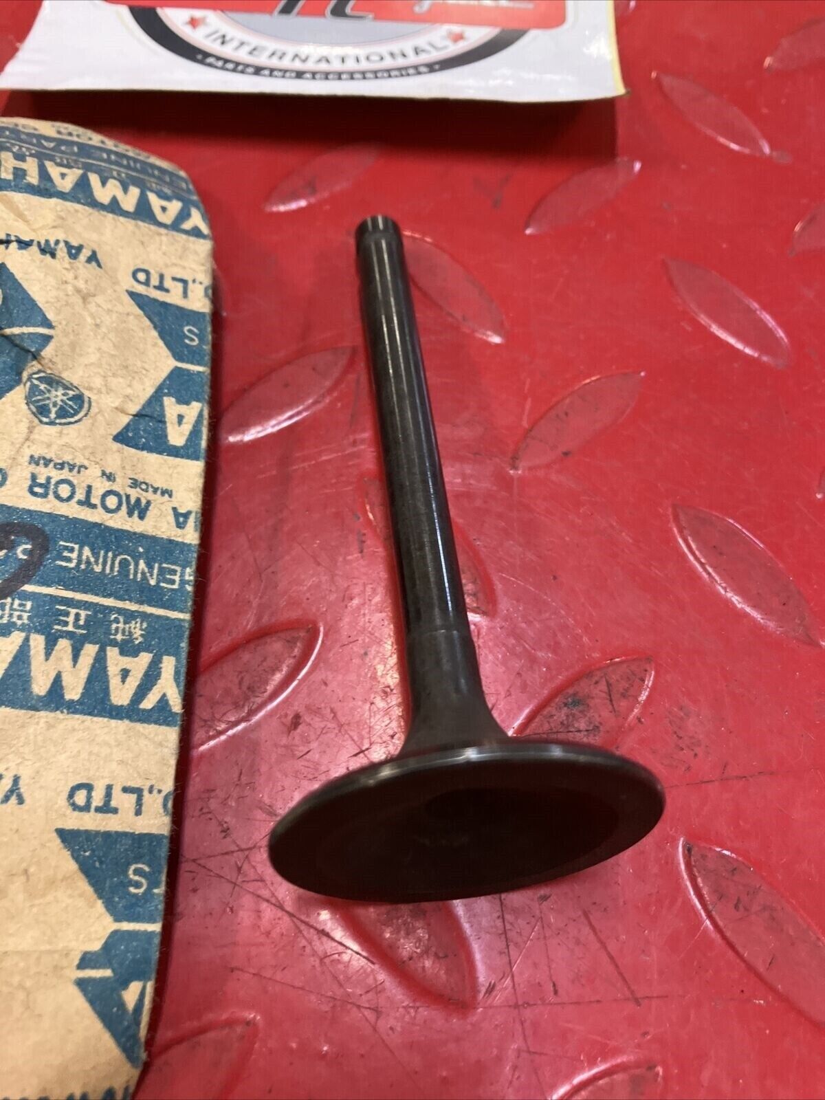 NOS Yamaha XS1 XS650 TX750 VALVE INTAKE #4 341-12111-01-00 341-12111-04-00 Y35