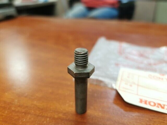 NEW NOS Honda QA50K SHIFT RETURN SPRING PIN 24652-083-000 H99