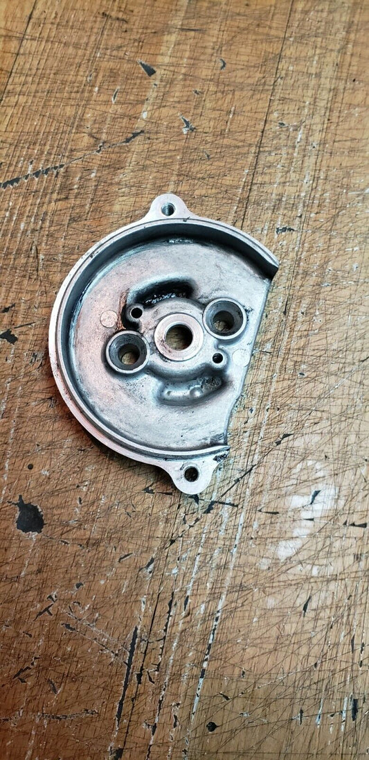 Honda XR200R 1983 oil pump body housing case