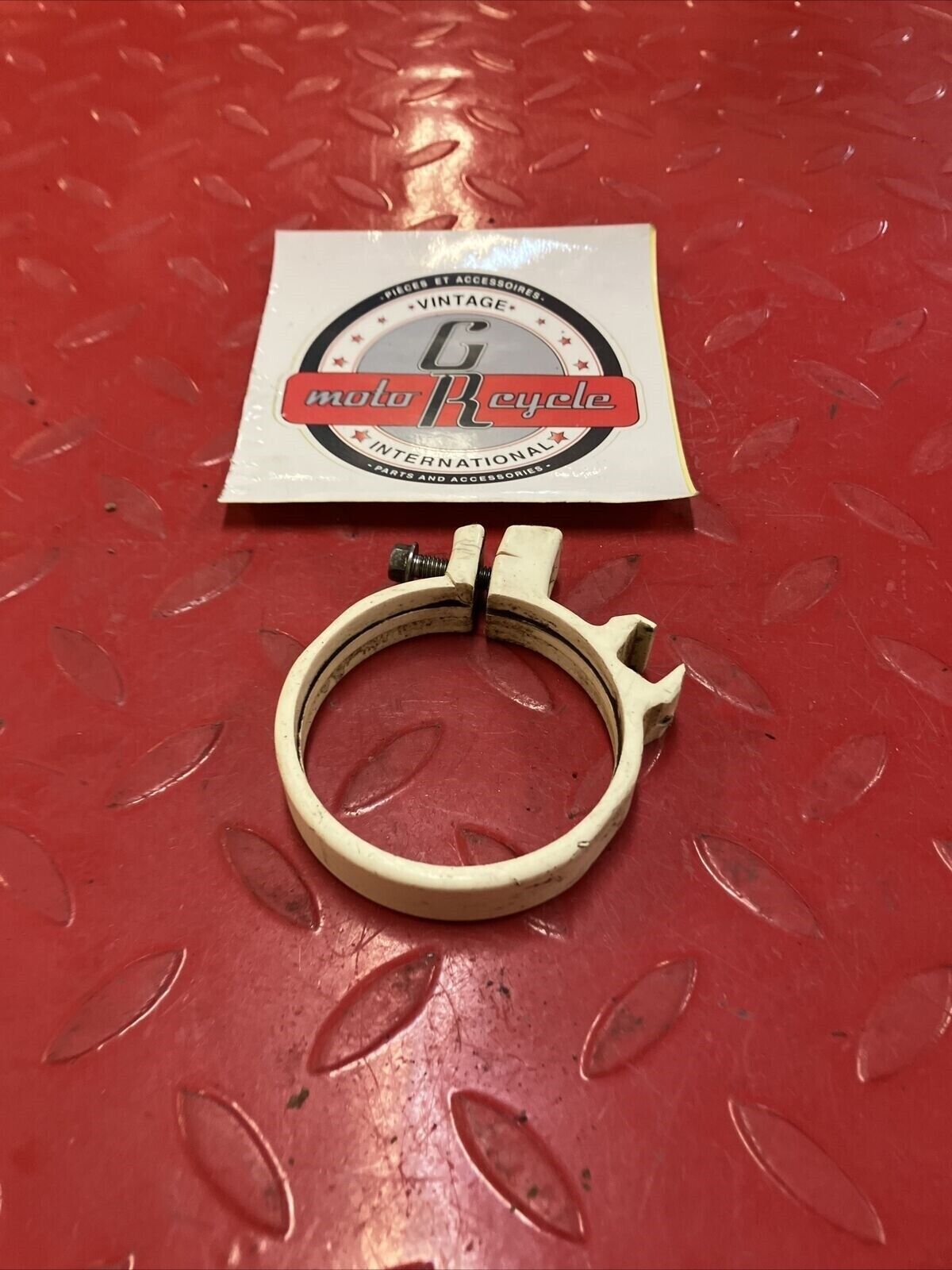 Suzuki RM125 1993 Front fork protector guard guide holder bracket