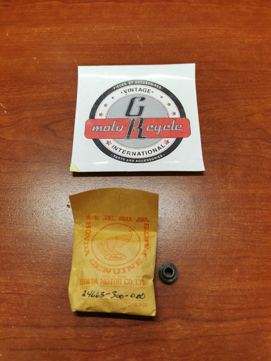 NOS Honda CB750K GL1100 GL1000 COLLAR, STOPPER ARM 24663-300-000 H33