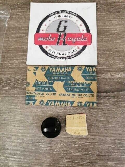 NOS YAMAHA XC125NC XC125ZS XC125M TW200 PLUG OIL LEVEL 353-15362-00-00 Y169