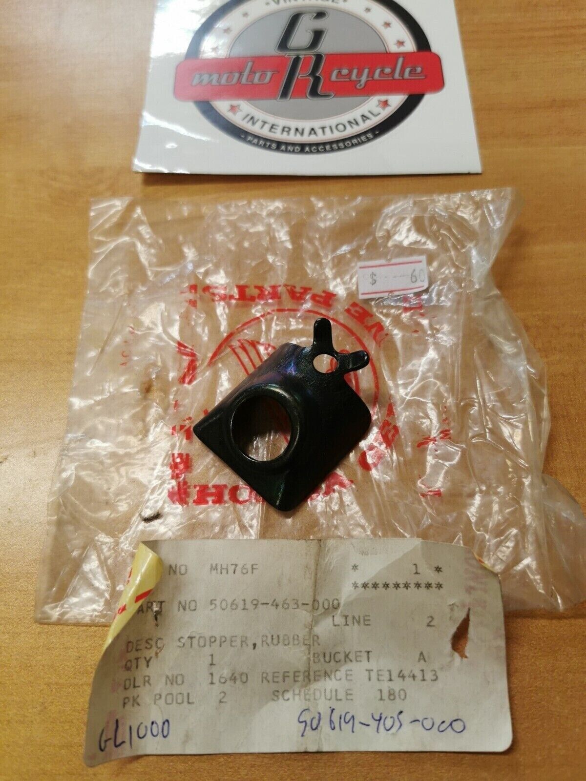 NOS HONDA GL1100 CB750 1977 - 1981 STOPPER  STEP RUBBER 50619-405-000  H17