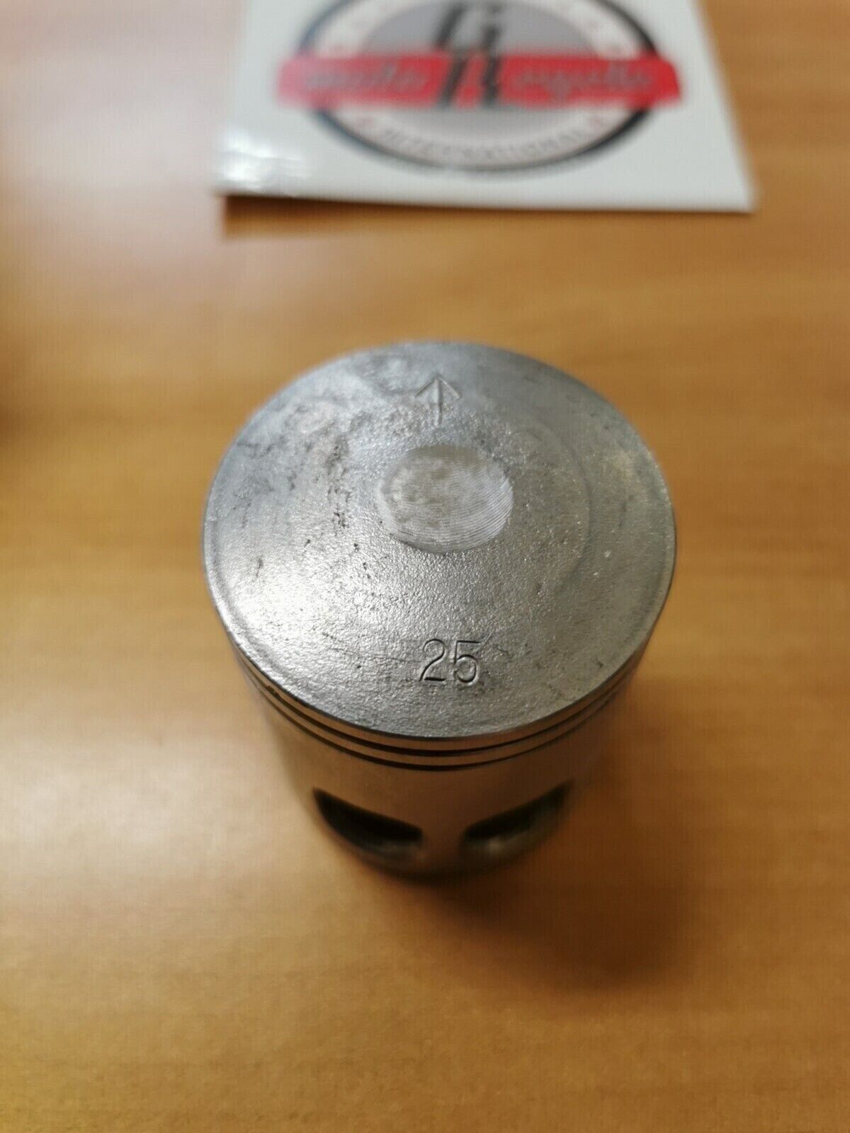 NOS YAMAHA YZ80 1980  PISTON 1 O/S 0.25    3R1-11635-02-00  Y45