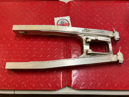 Honda CR250R 1984 swingarm rear swinging arm