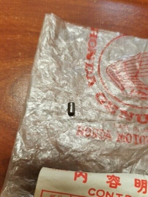 NOS Honda C100 C102 C105 T C110 C115 C240 KNOCK GEAR PIN 90719-001-020 H90