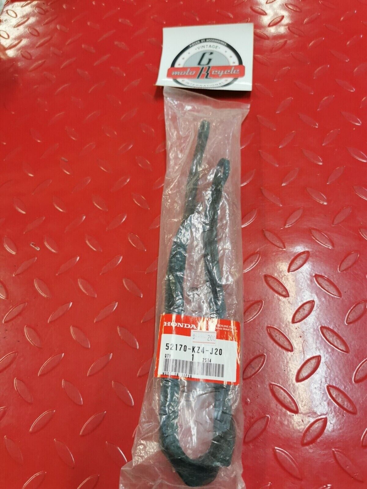 NOS HONDA CR125R CR250R 2000 - 2001 CHAIN SLIDER 52170-KZ4-J20 H14